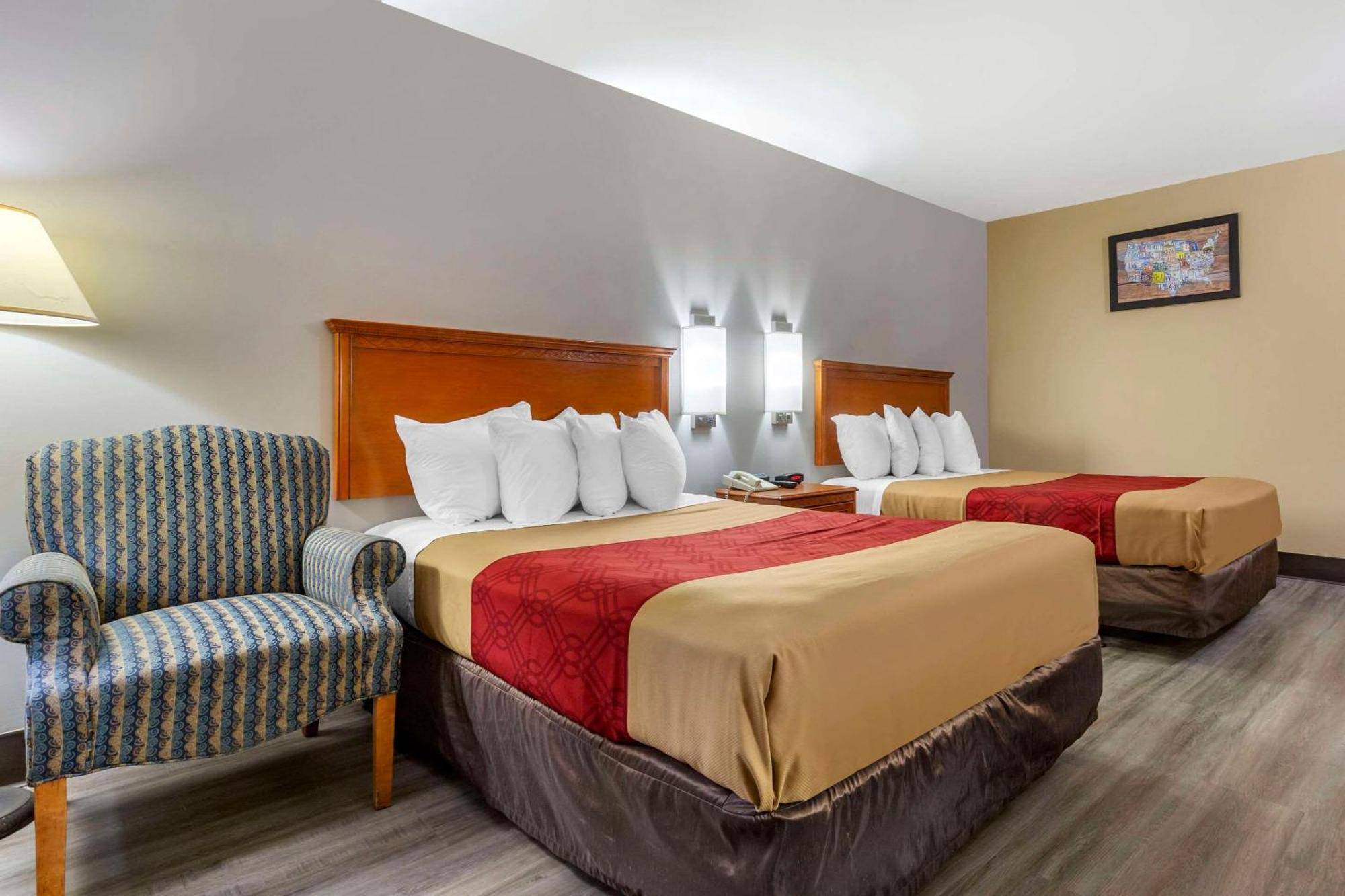 Hotel Econo &