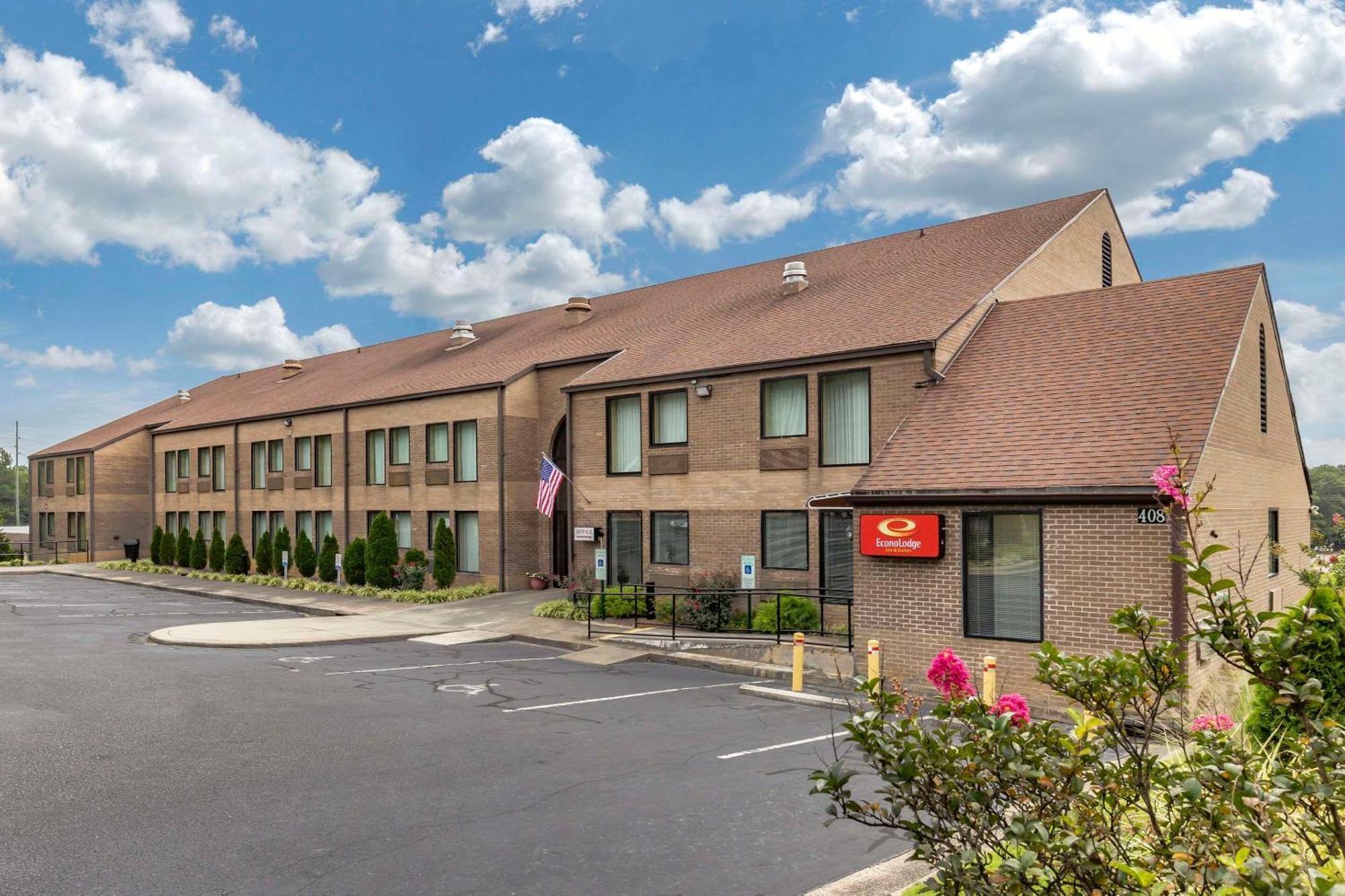 Hotel Econo & Southern Pines