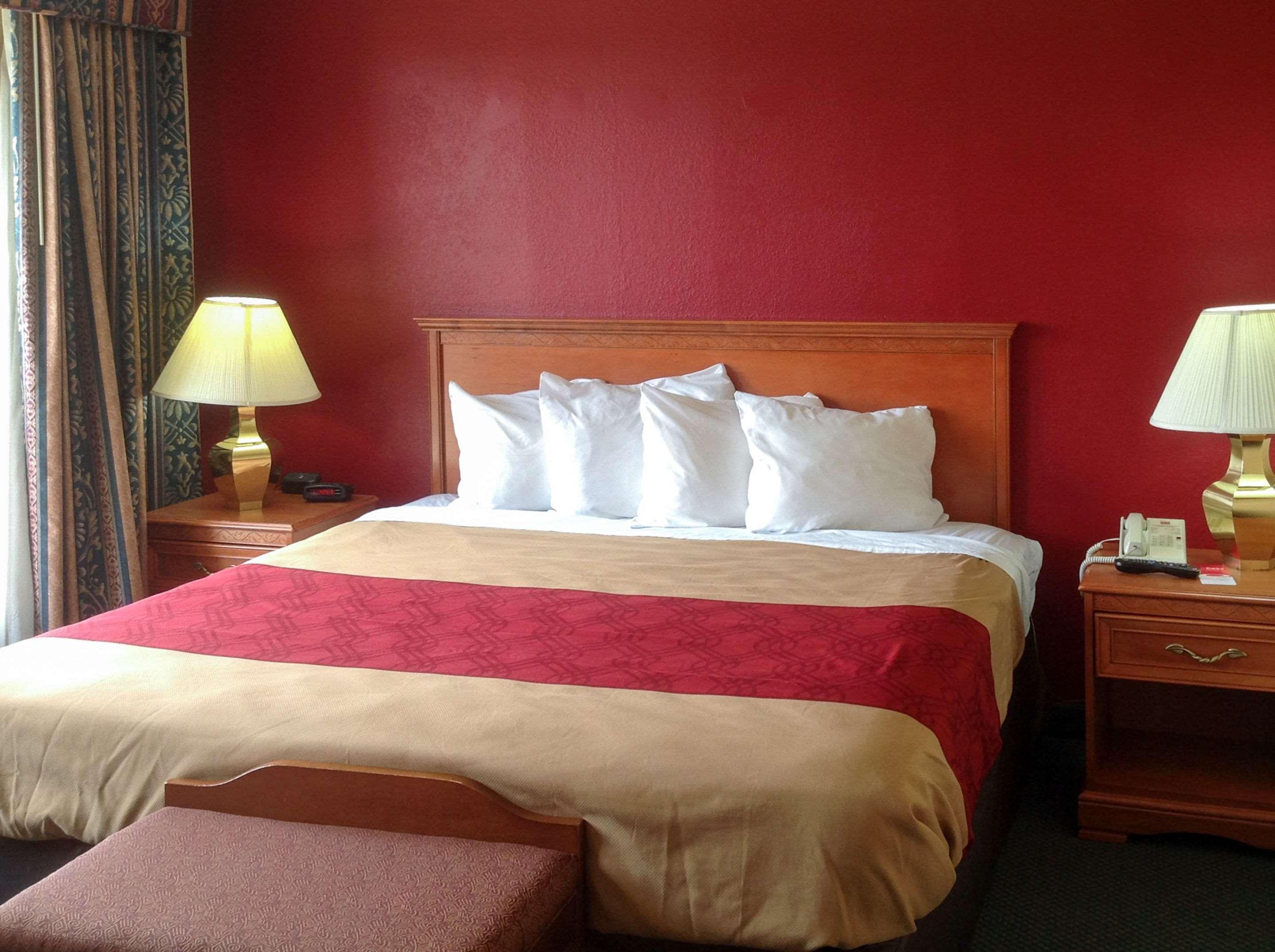 Econo & Hotel Southern Pines