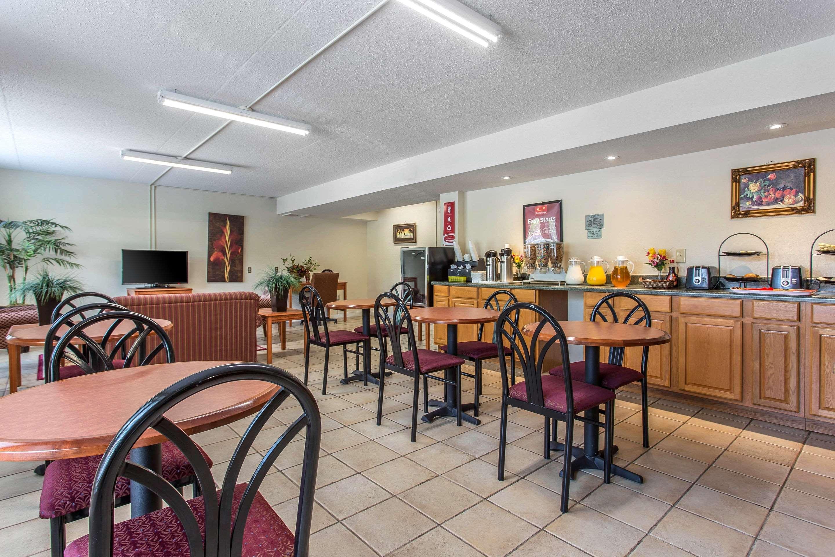 Econo & Hotel Southern Pines
