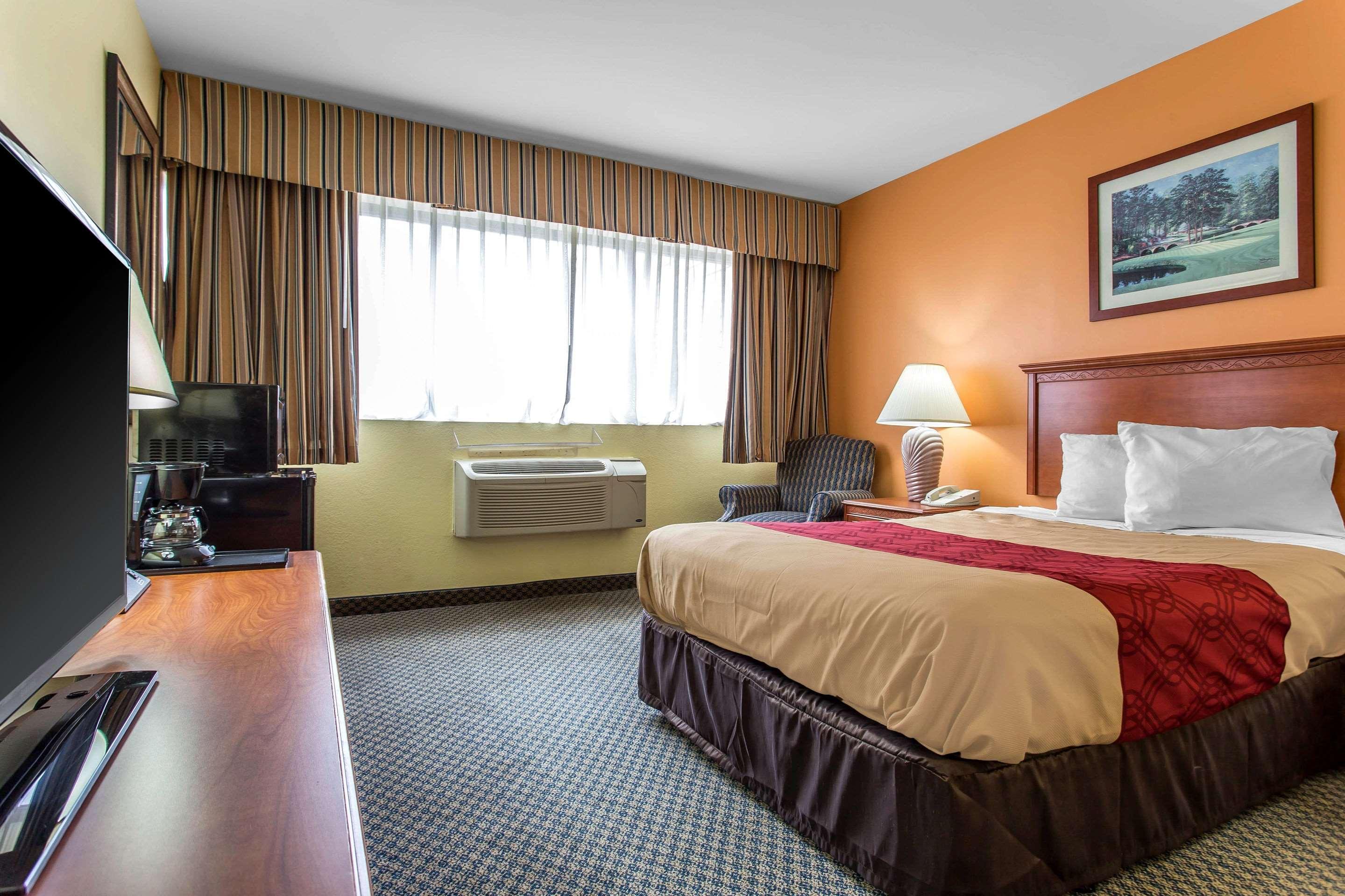 Hotel Econo & 2*